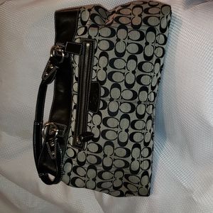 COACH SIGNATURE BAG